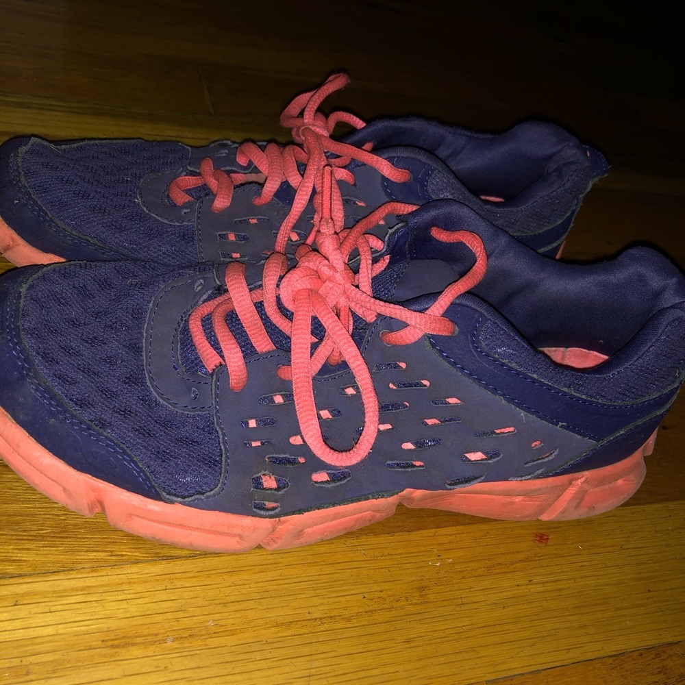 Champion Sneakers/Running Shoes
